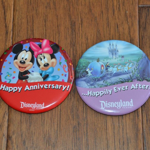 Disney 2 pk Happy Anniversary & Happily Ever After Souvenir Pins - Picture 1 of 8